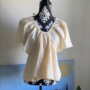 Elegant Cream Women's Blouse